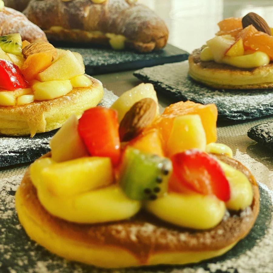 Hotel Levante Convenzionato Oltremare E Italia In Miniatura Riccione Luaran gambar