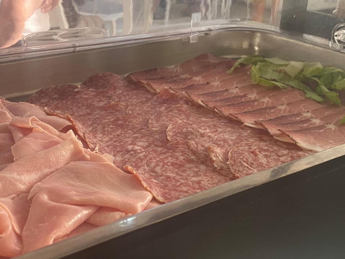 Hotel Levante Convenzionato Oltremare E Italia In Miniatura Riccione Luaran gambar