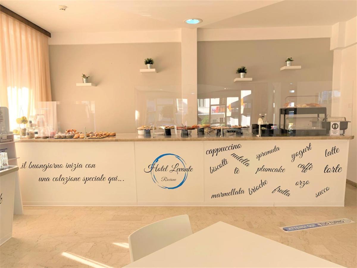 Hotel Levante Convenzionato Oltremare E Italia In Miniatura Riccione Luaran gambar