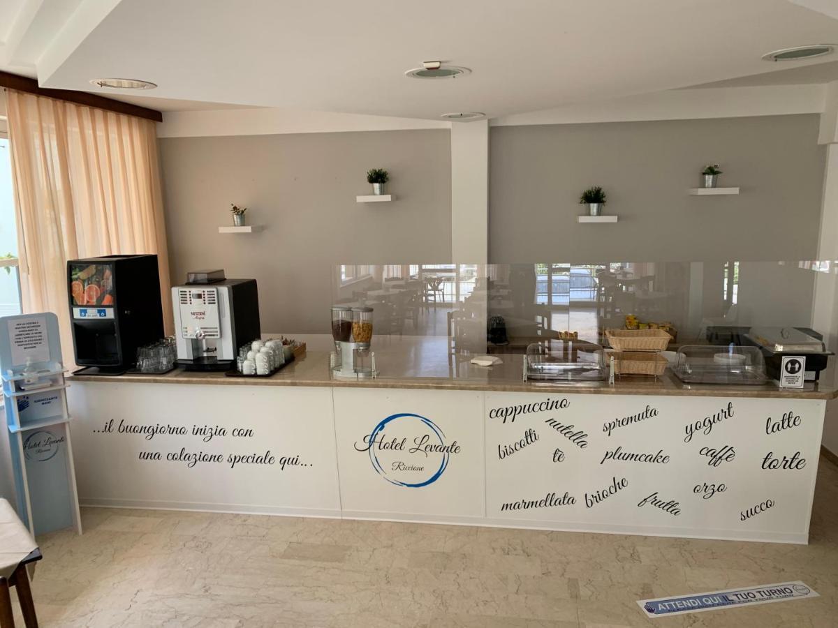 Hotel Levante Convenzionato Oltremare E Italia In Miniatura Riccione Luaran gambar